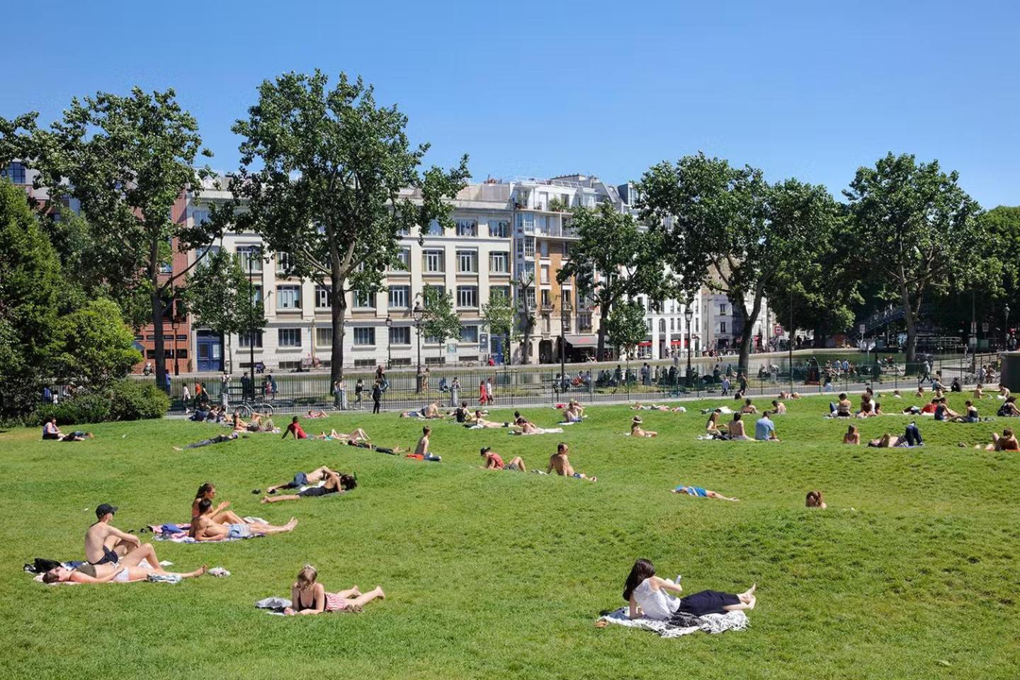 Paradis Du Canal St-Martin Et Jardin Villemin Parijs Buitenkant foto